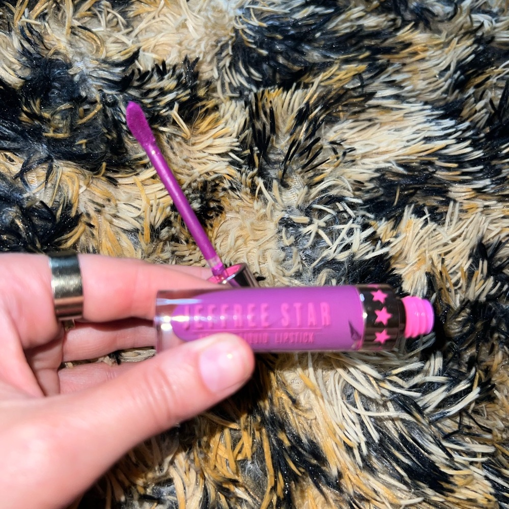 Jeffree Star Velour Liquid Lip in You Better Work